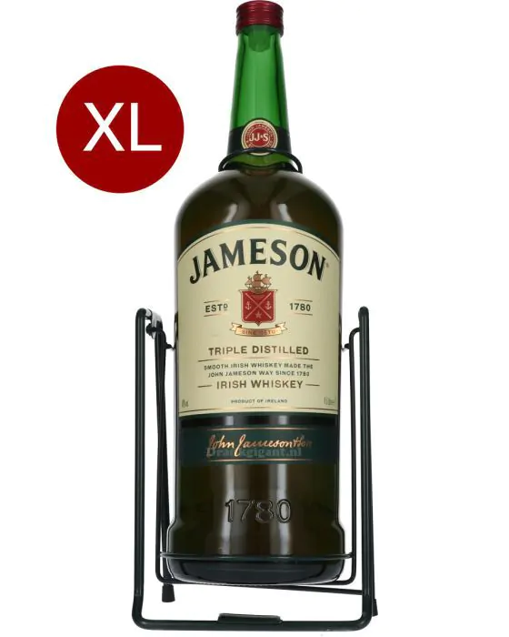 Vol leerling volwassen Jameson Extra Groot 4.5 Liter + Schommel online kopen? | Drankgigant.nl